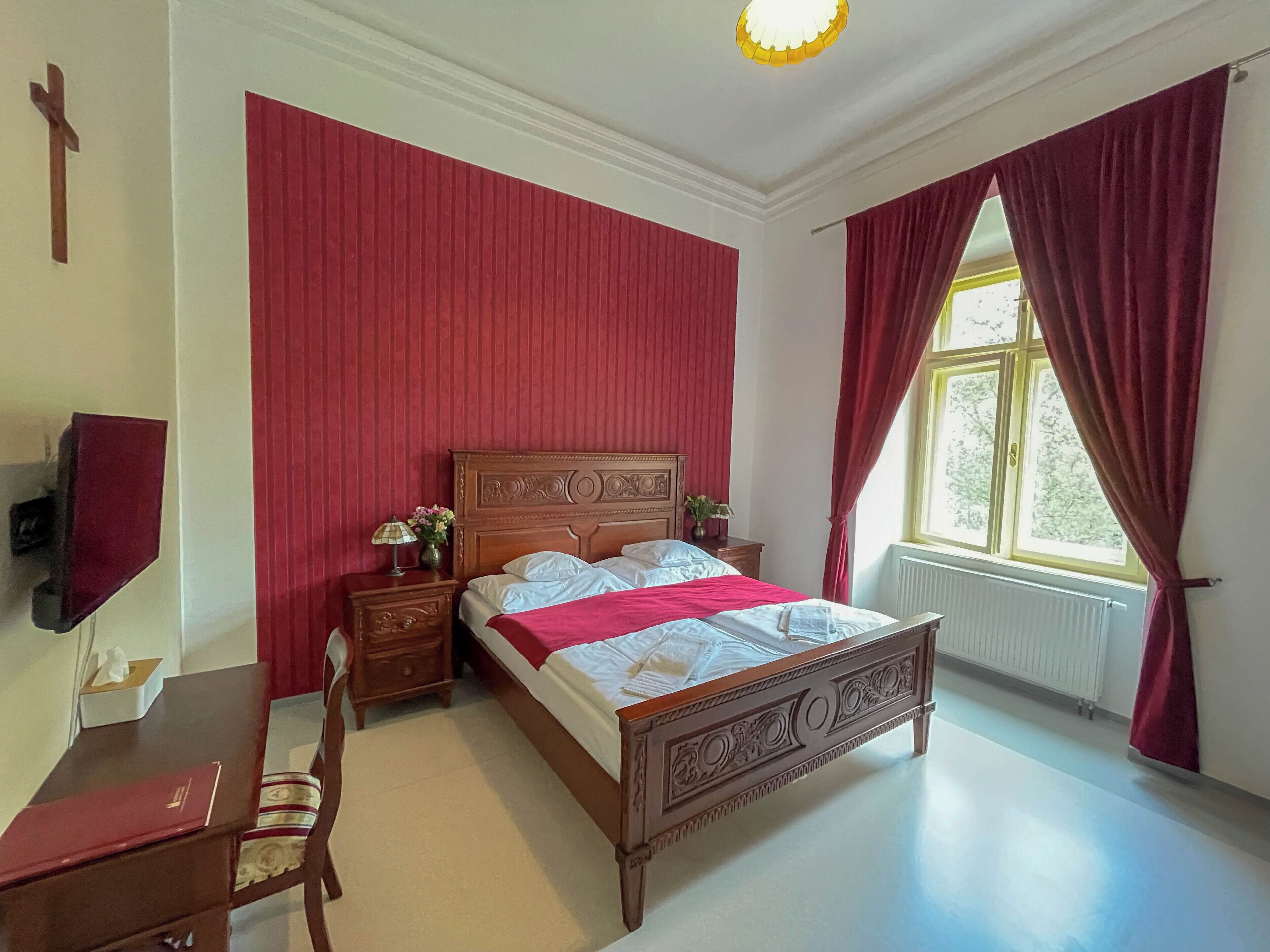 高级双人房 | 免费 WiFi