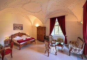 Deluxe Double Room, Garden View