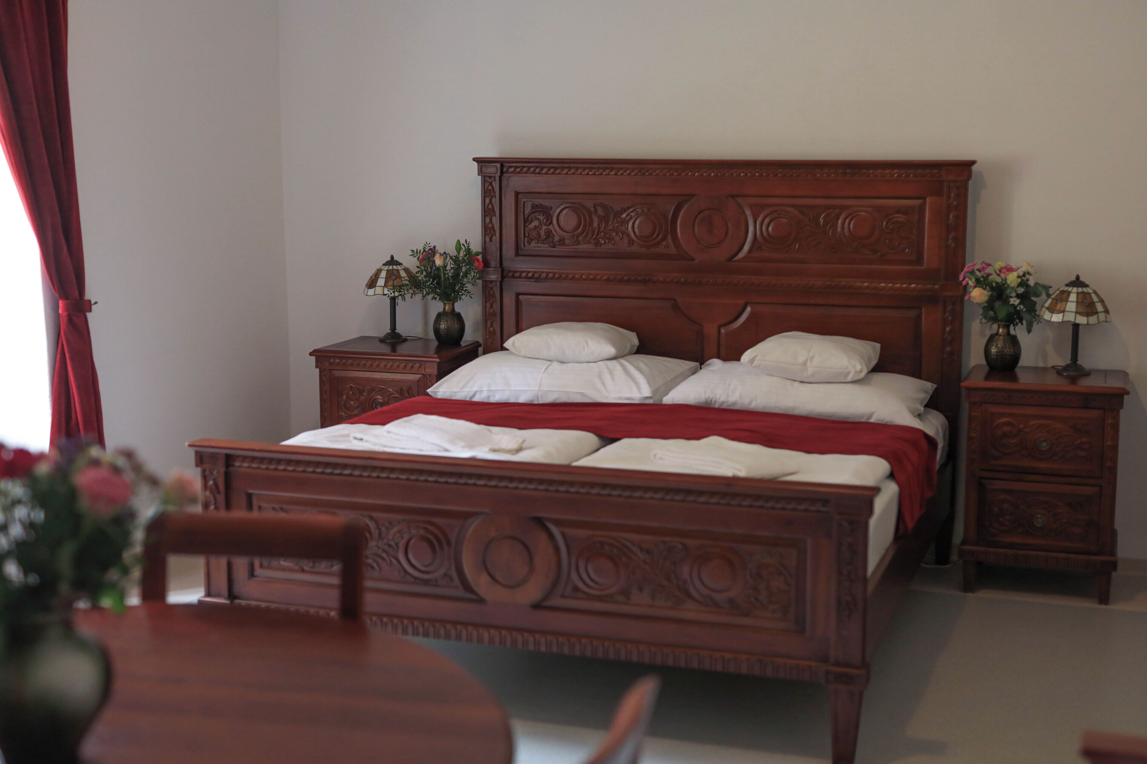 高级四人房 | 免费 WiFi