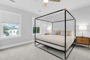 Room - Historic District Charming 2BDR w/ French Doors | The Juliette #202 by AvantStay (Savannah)