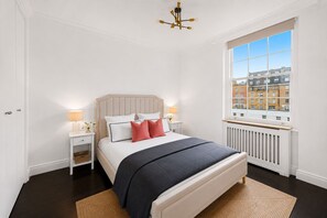 Free WiFi - Hans Road Flat (London)