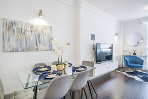 Living area - Hans Road Flat (London)
