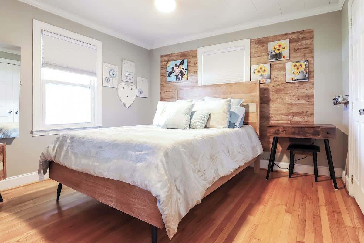 Bureau, Wi-Fi, draps fournis