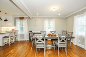 Dining - Country Comfort Hideaway (Julian)