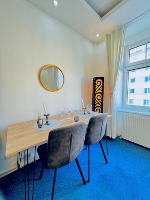 Basic Apartment | Iron/ironing board, free WiFi - Luxury 7 Bedroom Apartment Sleeps 16 (Vienna)