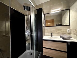Bathroom - Sweet Jungle - Stylish, Cocoon and Romantic - Colmar (Bollwiller)