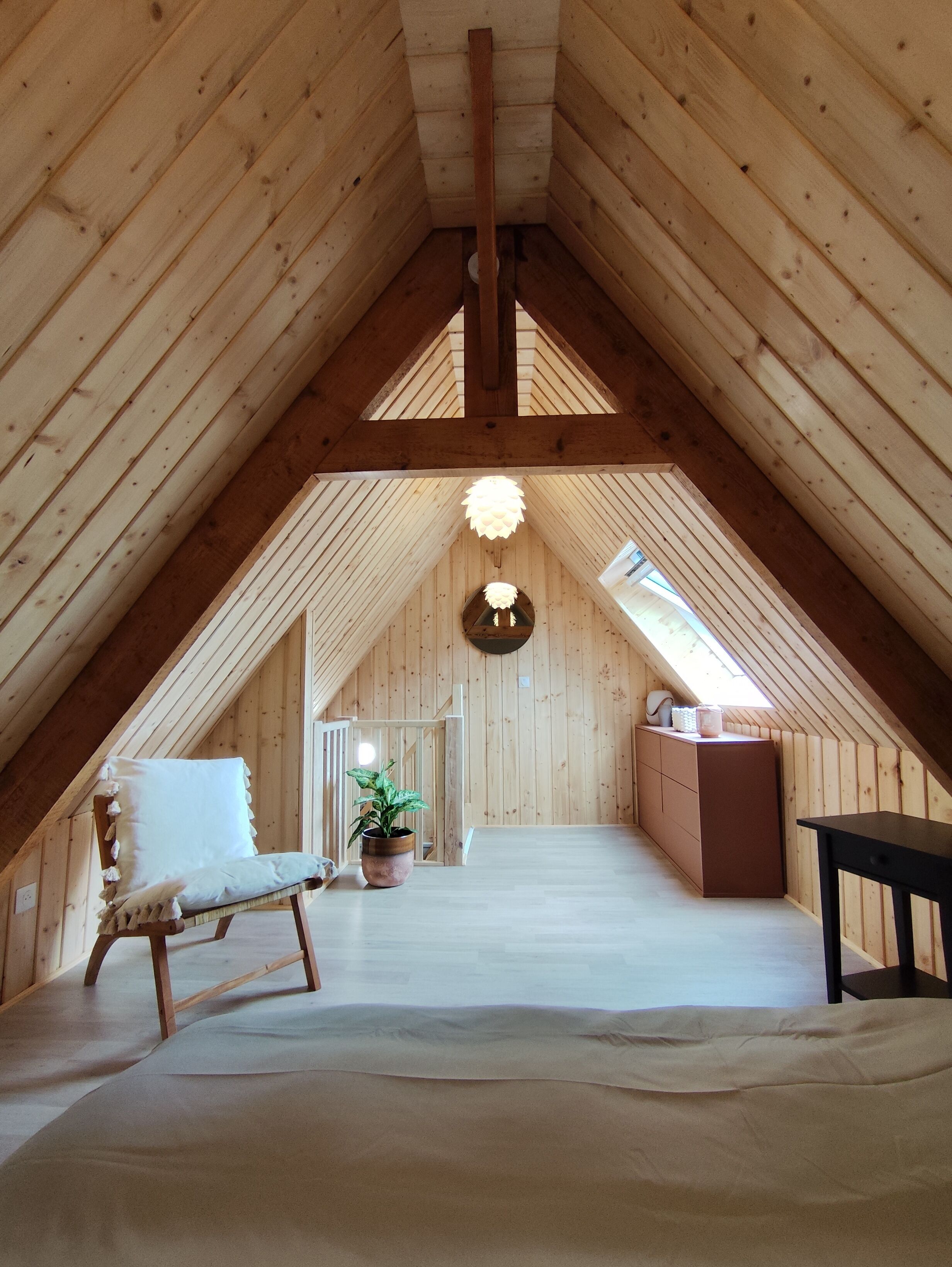 Strygejern/strygebræt, Wi-Fi, sengetøj