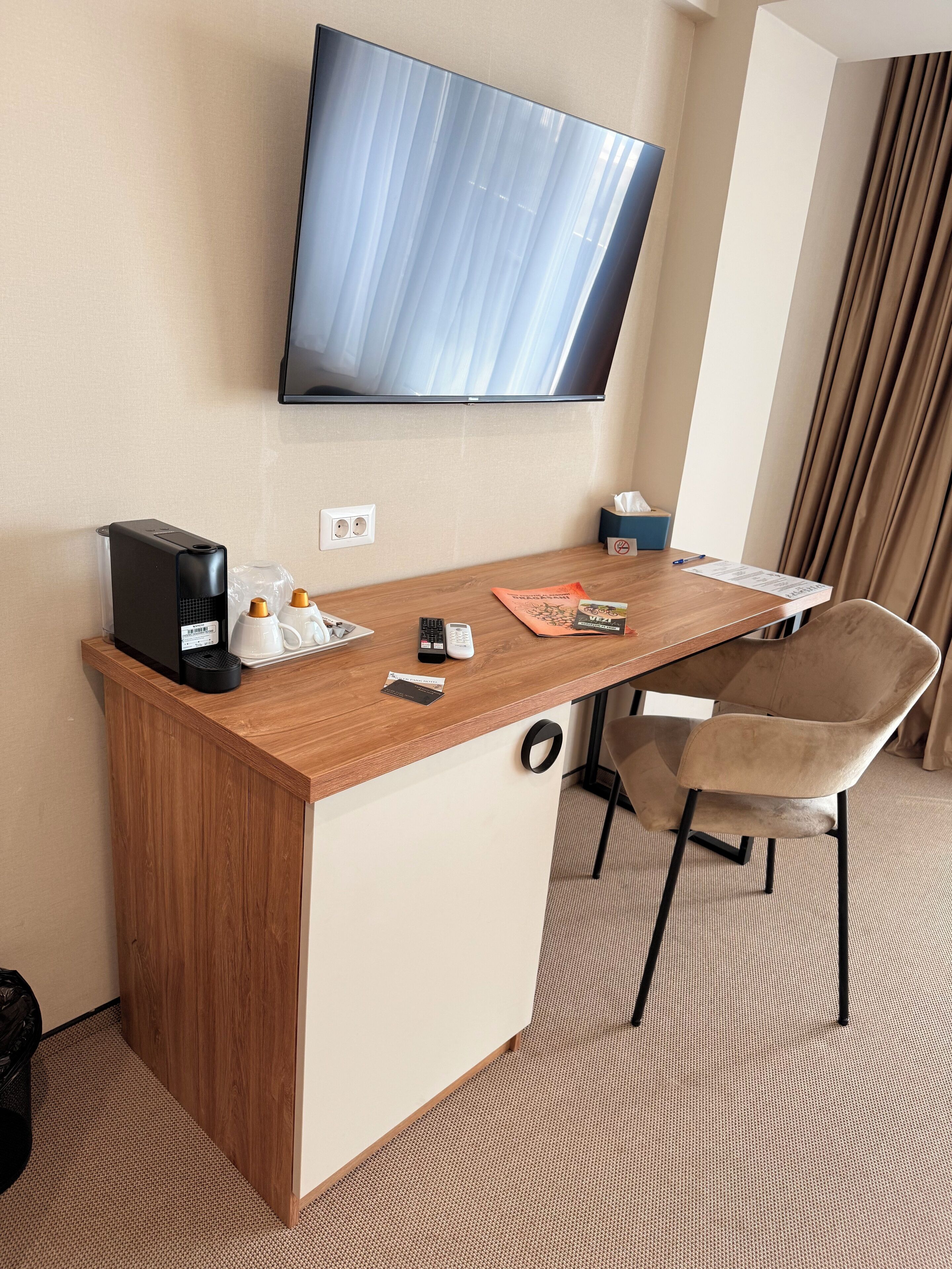 ห้องดับเบิล, ระเบียง | โต๊ะทำงาน, Wi-Fi ฟรี