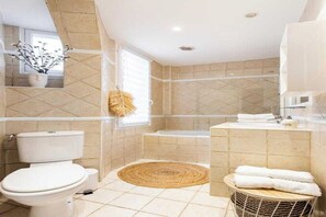 Hair dryer, towels - Superbe Appartement - 2CH/5P - Nogent-sur-Marne (Nogent-sur-Marne)