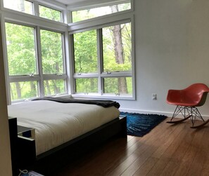 1 bedroom, in-room safe, desk, travel cot - Secluded Cabin Rental with Wood-Fired Dutchtub near Lost River, West Virginia (Lost River)