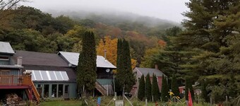 Artistic, Pet-Friendly Getaway in the Foothills of the Berkshire Mountains of Massachusetts
