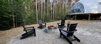 Luxury Private Dome with Spa and Fire Pit in Benzonia, Michigan