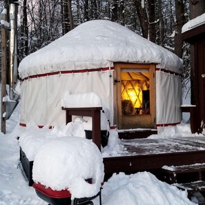 Exterior - Modern Waterfront Yurt for a Romantic Getaway with a Hot Tub in the Monadnock Region, New Hampshire (Bennington)