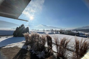 Property grounds - Cozy holiday home with mountain views (Breitenbach am Inn)