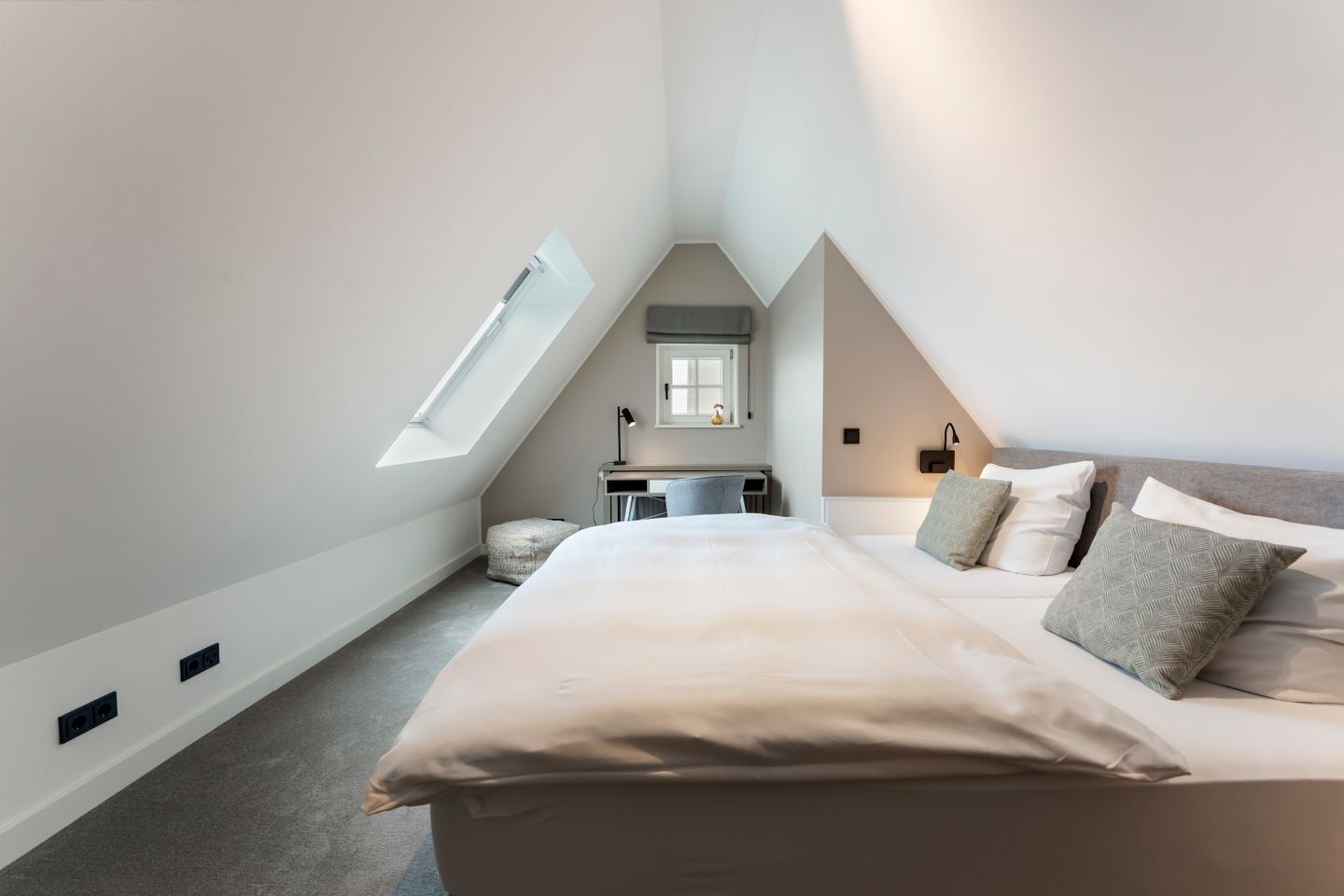 3 Schlafzimmer, Zimmersafe, Schreibtisch, Bügeleisen/Bügelbrett