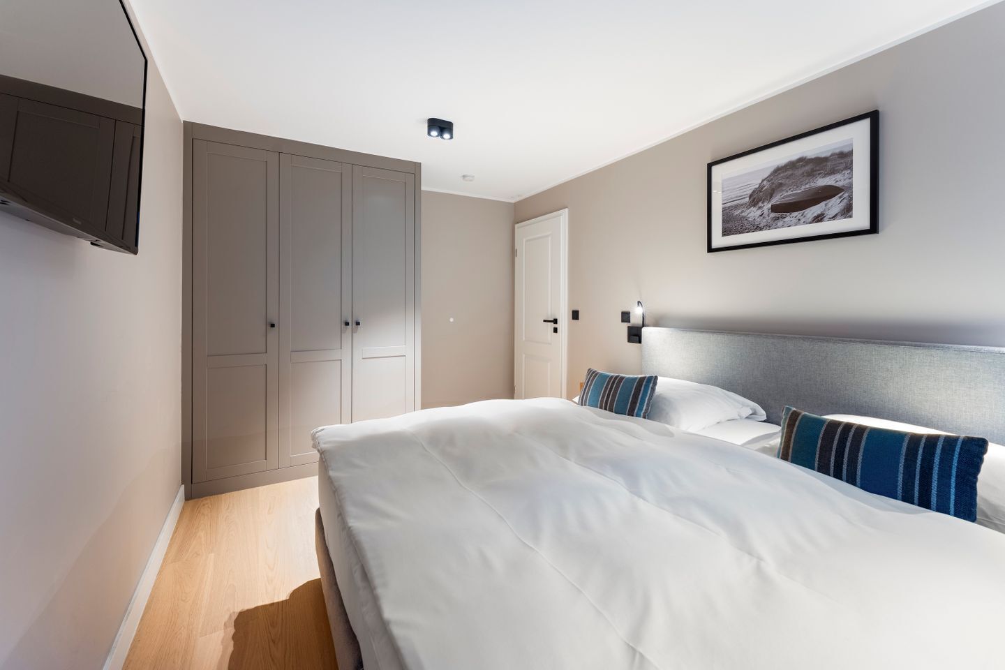 4 soverom, strykejern/-brett, wi-fi og sengetøy