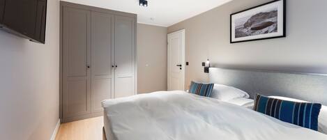 4 soverom, strykejern/-brett, wi-fi og sengetøy