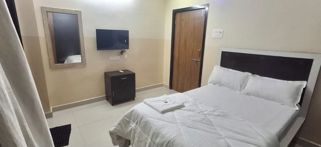 Deluxe Double Room | In-room safe, free WiFi