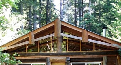 Rustic Shamballa Cabin near Tahoe National Forest, California