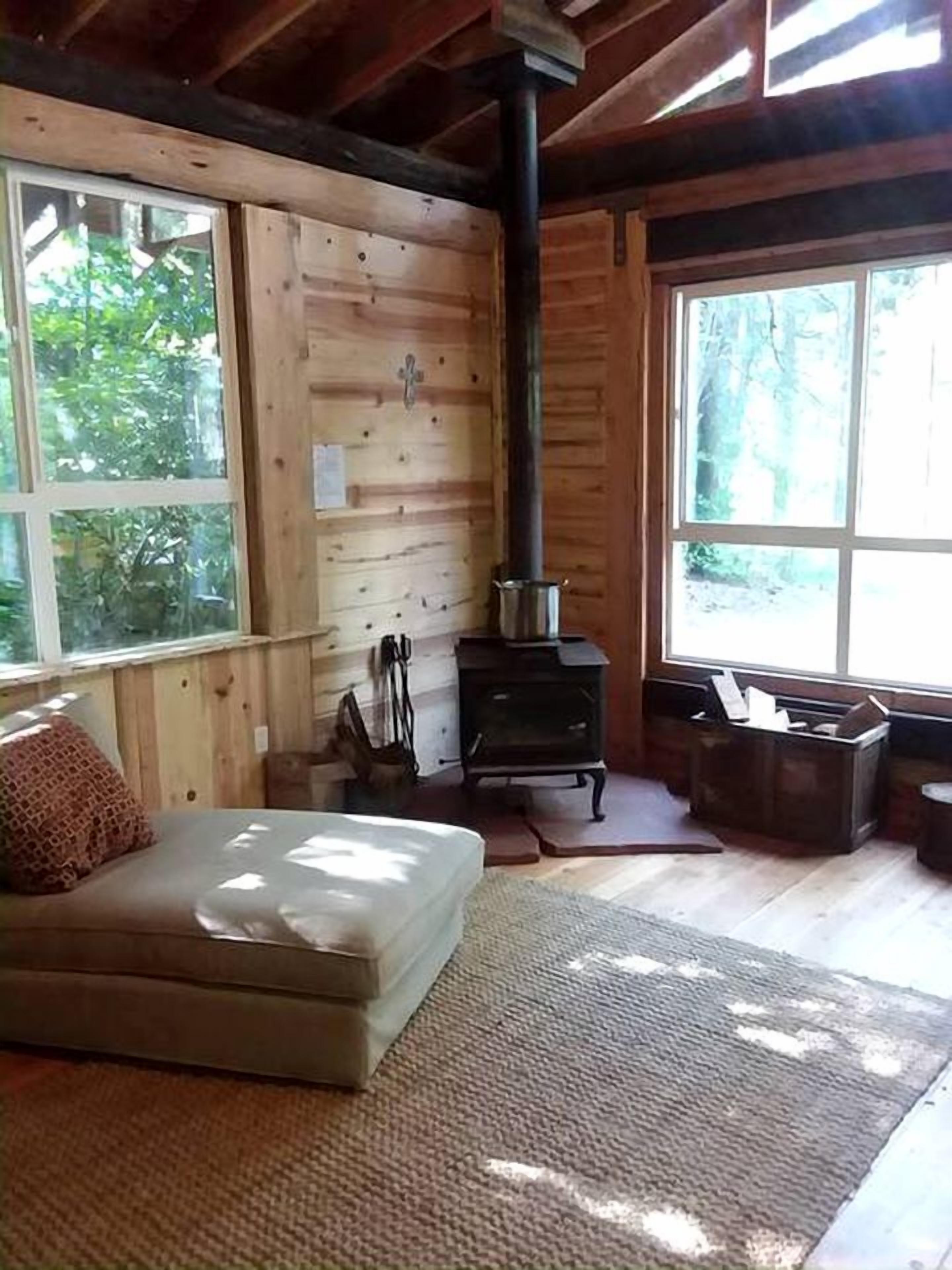 Interni
