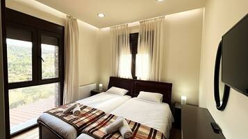 Villa, 4 Bedrooms, Terrace, Mountain View | 4 bedrooms