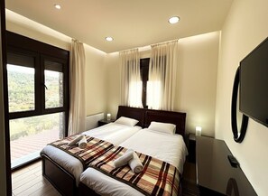 Villa, 4 Bedrooms, Terrace, Mountain View | 4 bedrooms - Kyperounta Heights - Breathtaking View (Kyperounta)