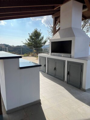 Villa, 4 Bedrooms, Terrace, Mountain View | Room amenity - Kyperounta Heights - Breathtaking View (Kyperounta)