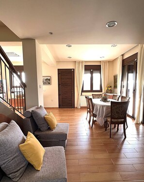 Villa, 4 Bedrooms, Terrace, Mountain View | Dining room - Kyperounta Heights - Breathtaking View (Kyperounta)