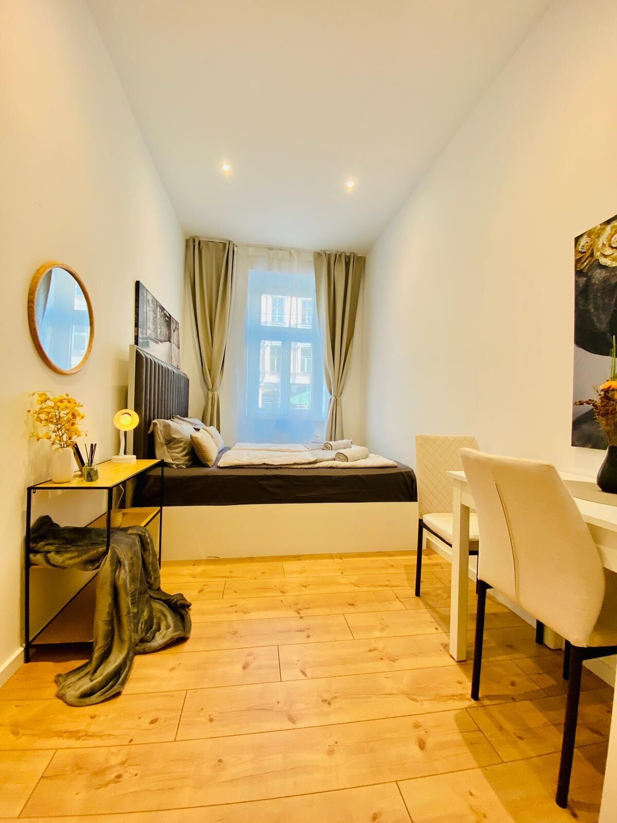 Perushuoneisto | Silitysrauta/-lauta, ilmainen Wi-Fi