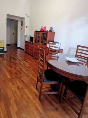 تناول الطعام