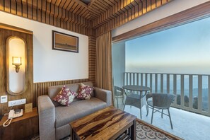 Habitació Deluxe, balcó, vistes a la piscina | Balcó