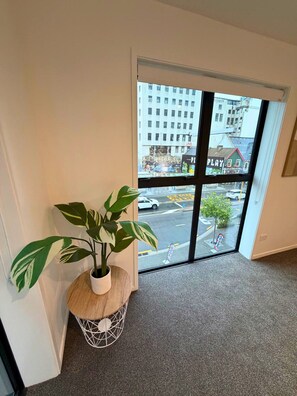Interior - Spacious 3BR Townhouse - Majestic on Manchester St (Christchurch)