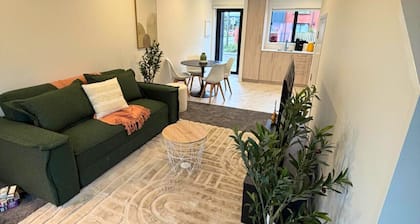 Modern 2BR Townhouse by Te Kaha Stadium