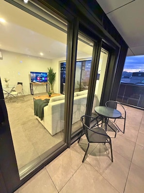 Interior - Modern 2BR Apartment by Te Kaha Stadium (Christchurch)