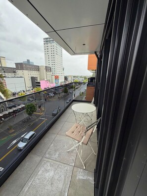 Property grounds - Stylish Inner-City Manchester Street Stay (Christchurch)
