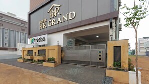 Property entrance - Treebo Hr Grand (Tirupati)