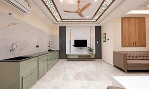 Premium Double Room | Desk, iron/ironing board - Treebo Hr Grand (Tirupati)
