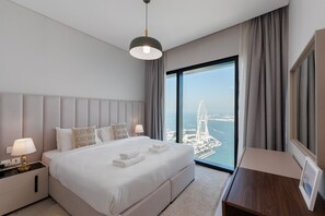 2 bedrooms, in-room safe, iron/ironing board, WiFi - Address JBR 2BR | Steps to Beach & Bluewaters (Dubai)