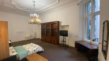 經典雙人房, 1 張標準雙人床 | 書桌、手提電腦工作空間、熨斗/熨衫板、免費 Wi-Fi