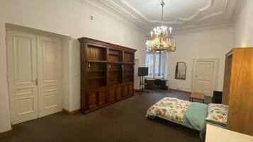 經典雙人房, 1 張標準雙人床 | 書桌、手提電腦工作空間、熨斗/熨衫板、免費 Wi-Fi