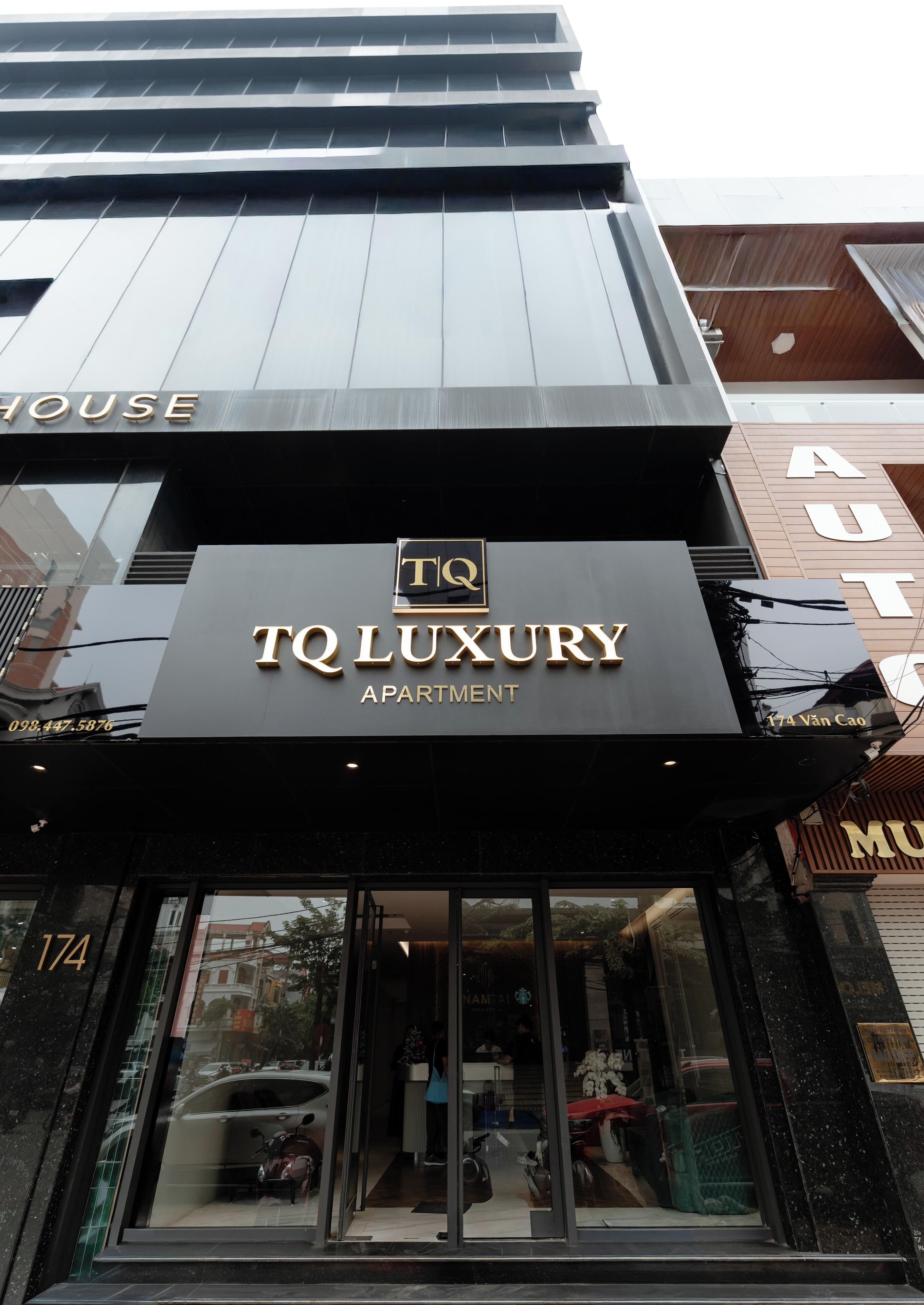 Fachada de la propiedad