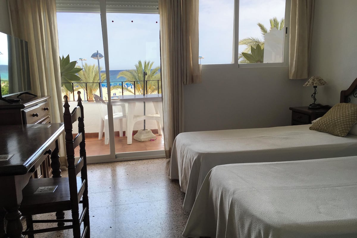 Studio - balkong - havsutsikt | Värdeförvaringsskåp på rummet och gratis wi-fi