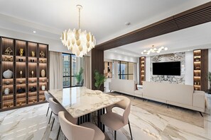 In-room dining - Luxury 3BR M Beachfront Retreat (Dubai)