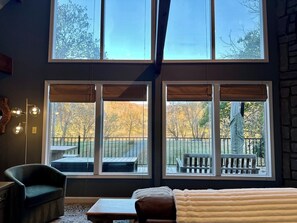 Wifi gratis y ropa de cama