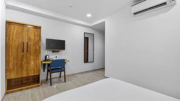 Deluxe Double Room, City View | Free WiFi