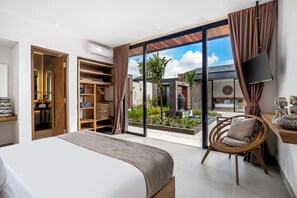 Tabla de planchar con plancha, wifi gratis y ropa de cama 