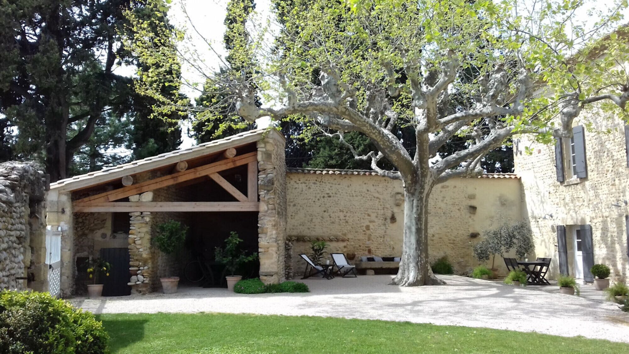 Overnatningsstedets område