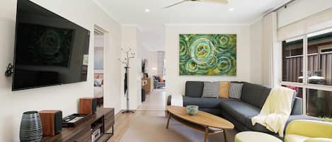 TV, stereo, offices