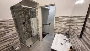 Haartrockner, Handtücher