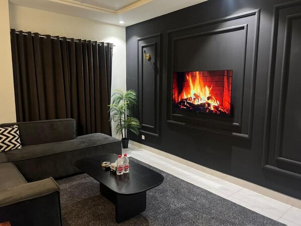 Leilighet | Skrivebord, skrivebord for bærbar PC og wi-fi (inkludert)